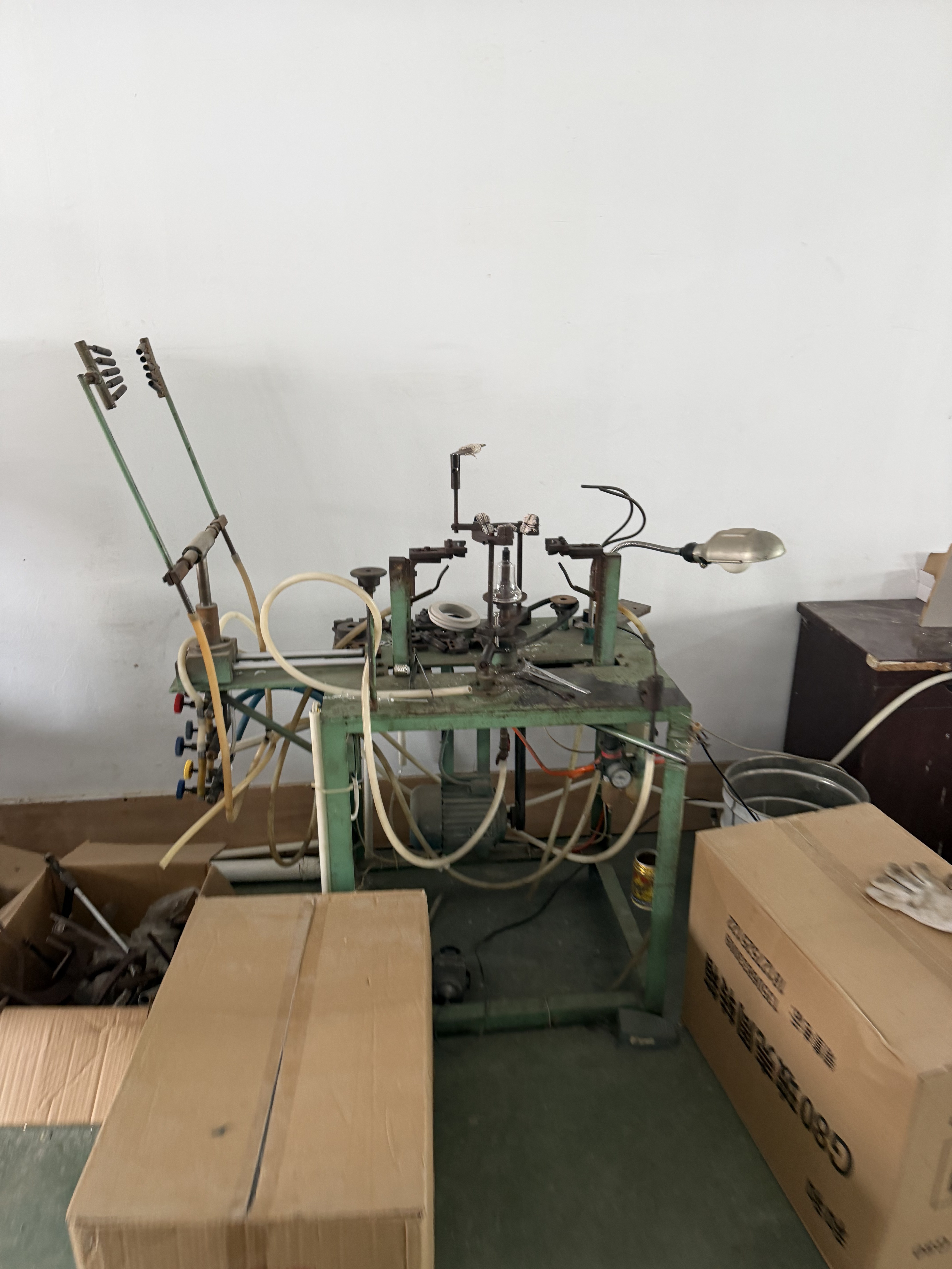 Factory photograph 12 of 18